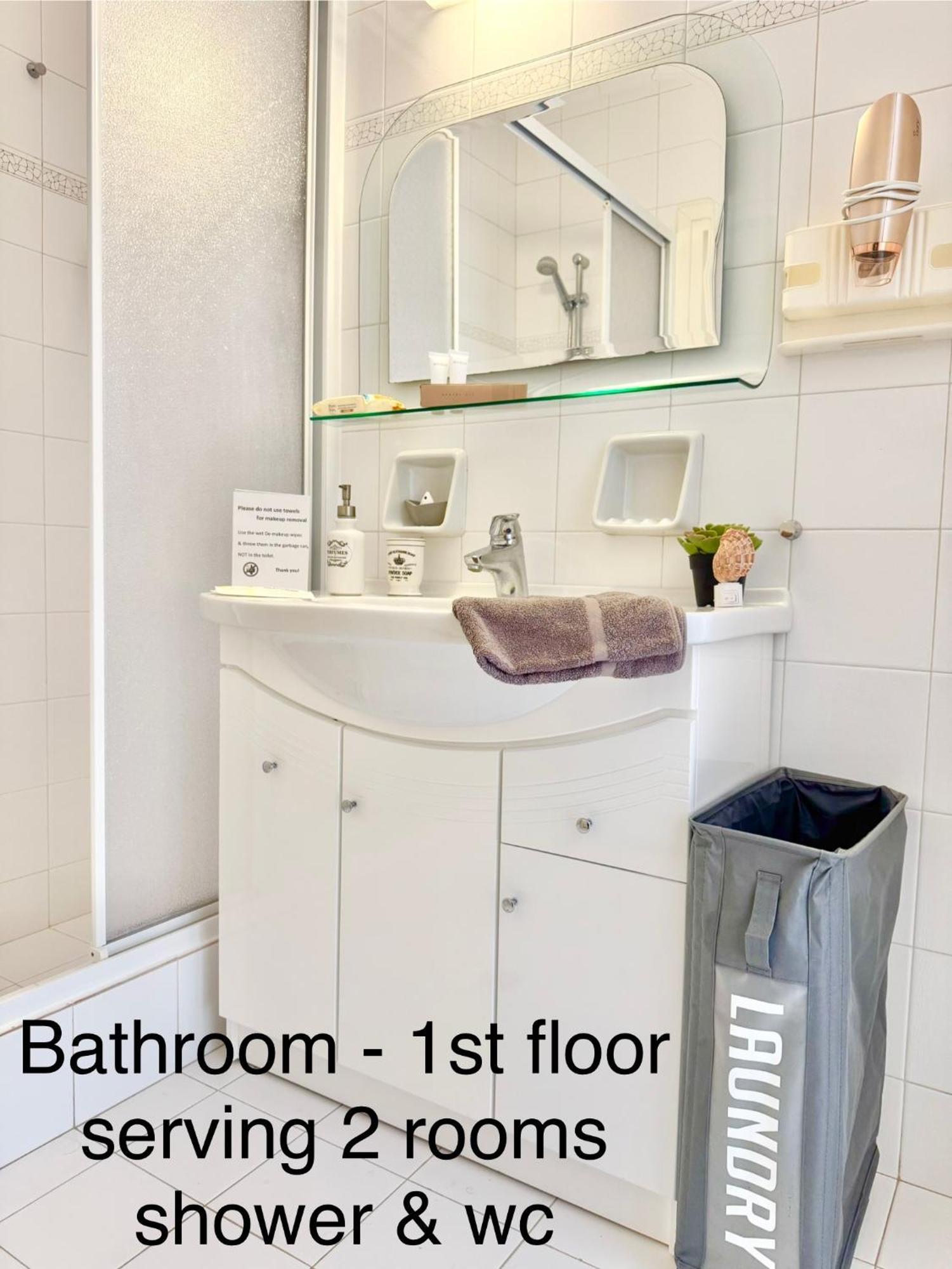 Villasonboard Dock Villa 3 Bed, 3 Bath, Canal, Greek Venice Porto Hydra Plepi Bagian luar foto